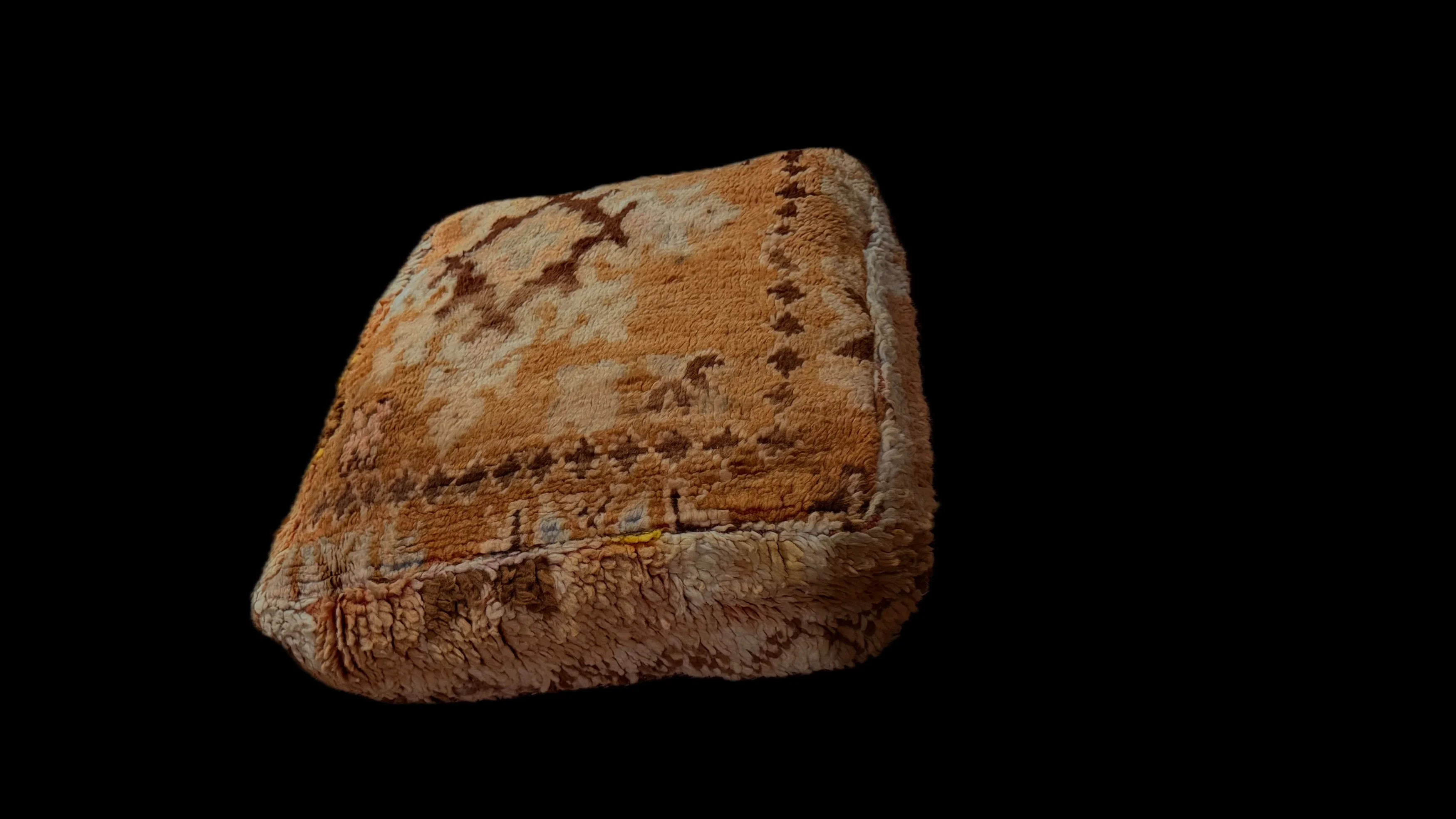 Beni Mguild Pouf · RP2