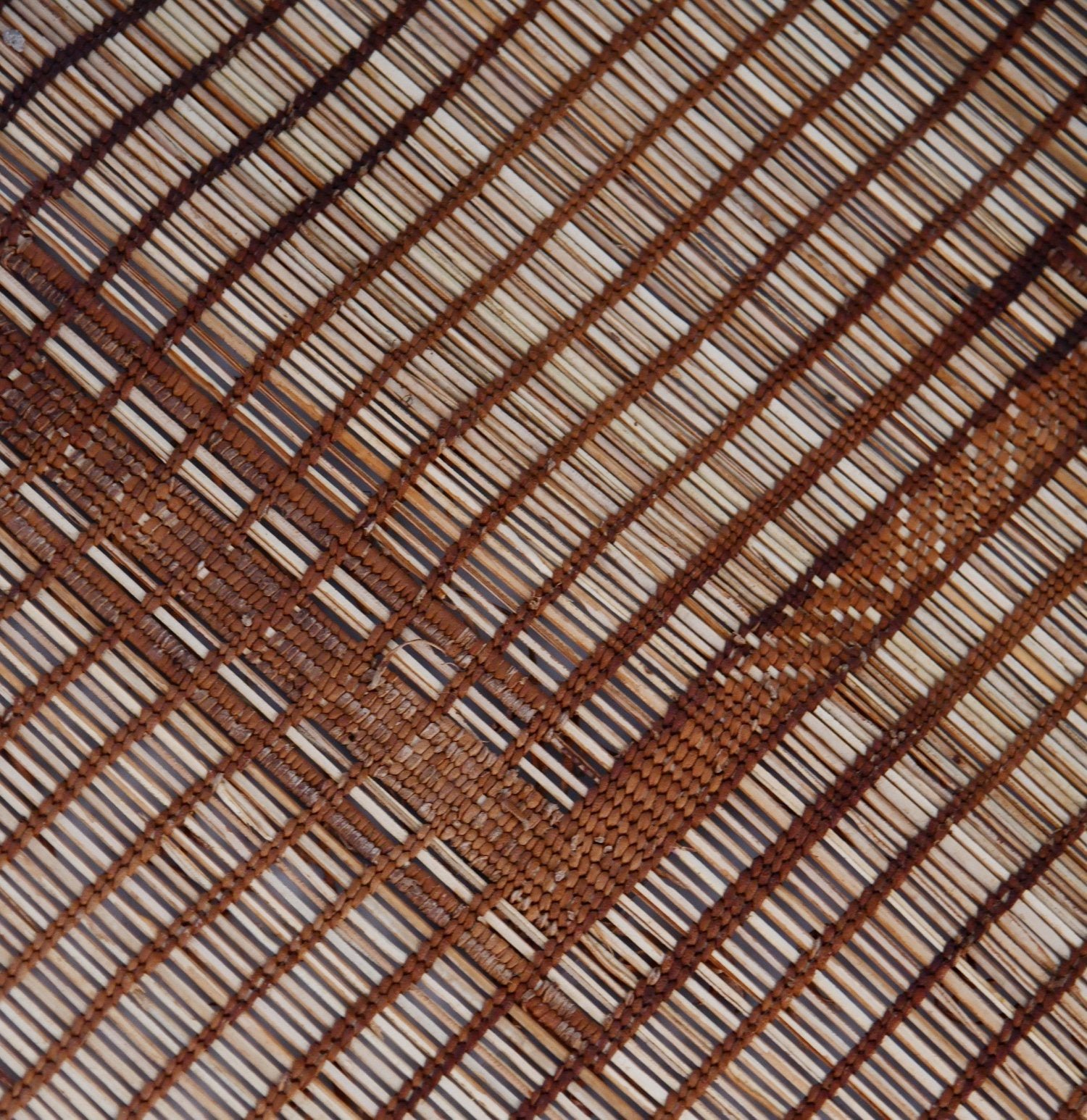 V103 - Amel - Vintage Tuareg Mat - I 18.48' x 11' / 5.63m x 3.35m